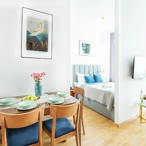 Unique Style Old Town - 25 Min From The Airport - By Homelike Apartamento Cracóvia