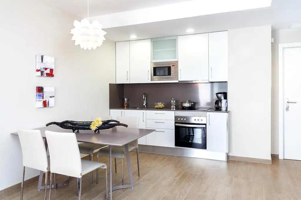 Feelathome Plaza Apartments Barcelona 0*,  Spain
