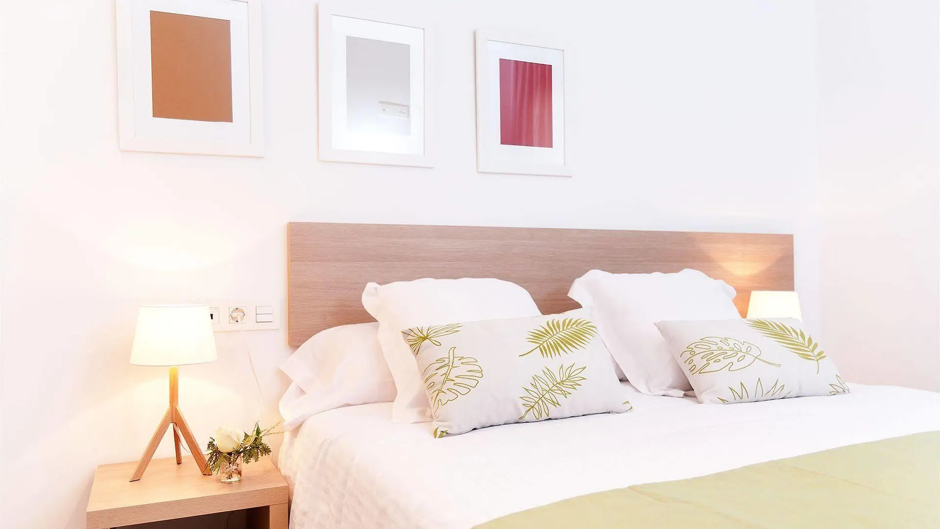 Feelathome Plaza Apartments Barcelona