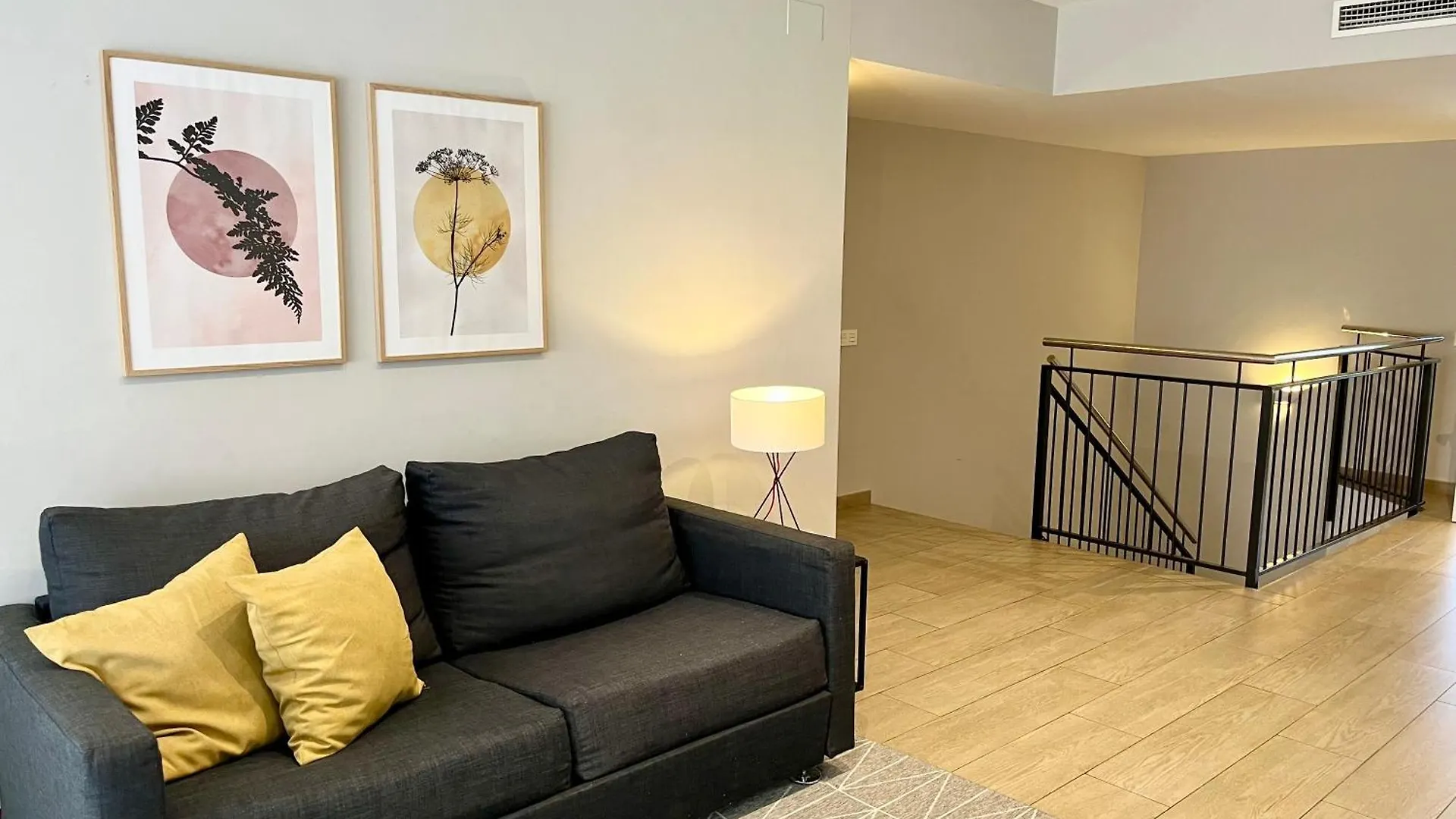 Feelathome Plaza Apartments Barcelona Spain